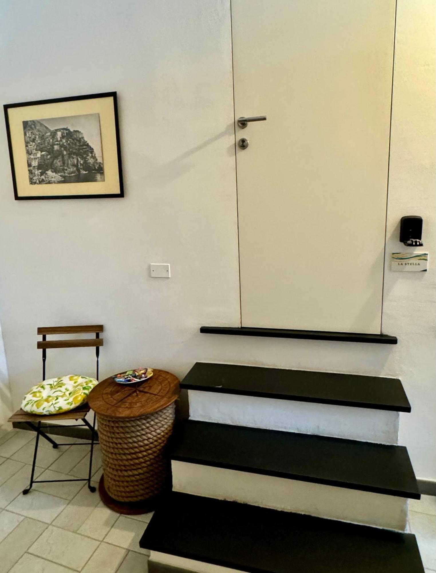 La Piramide Ξενοδοχείο Μαναρόλα Εξωτερικό φωτογραφία